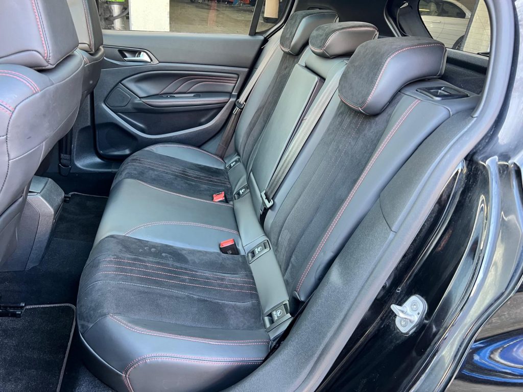 WhatsApp Image 2025-05-23 at 07.16.21 (4)